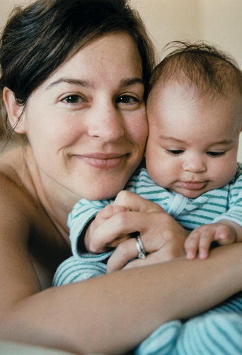 Mujer con su bebe